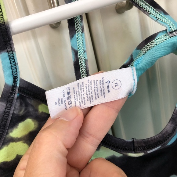 Ivivva by Lululemon girls bra 🍋 - Picture 8 of 9